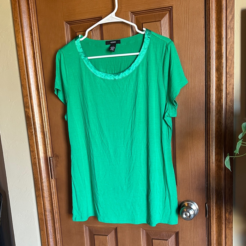 Alfani Women's Bundle Short Sleeve Jersey Tops, size Large - Picture 3 of 9
